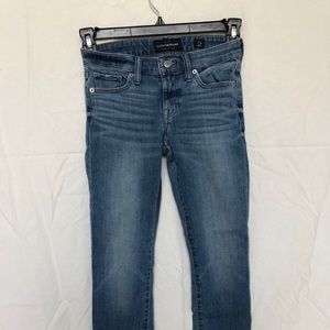 Lucky brand jeans never worn!!
